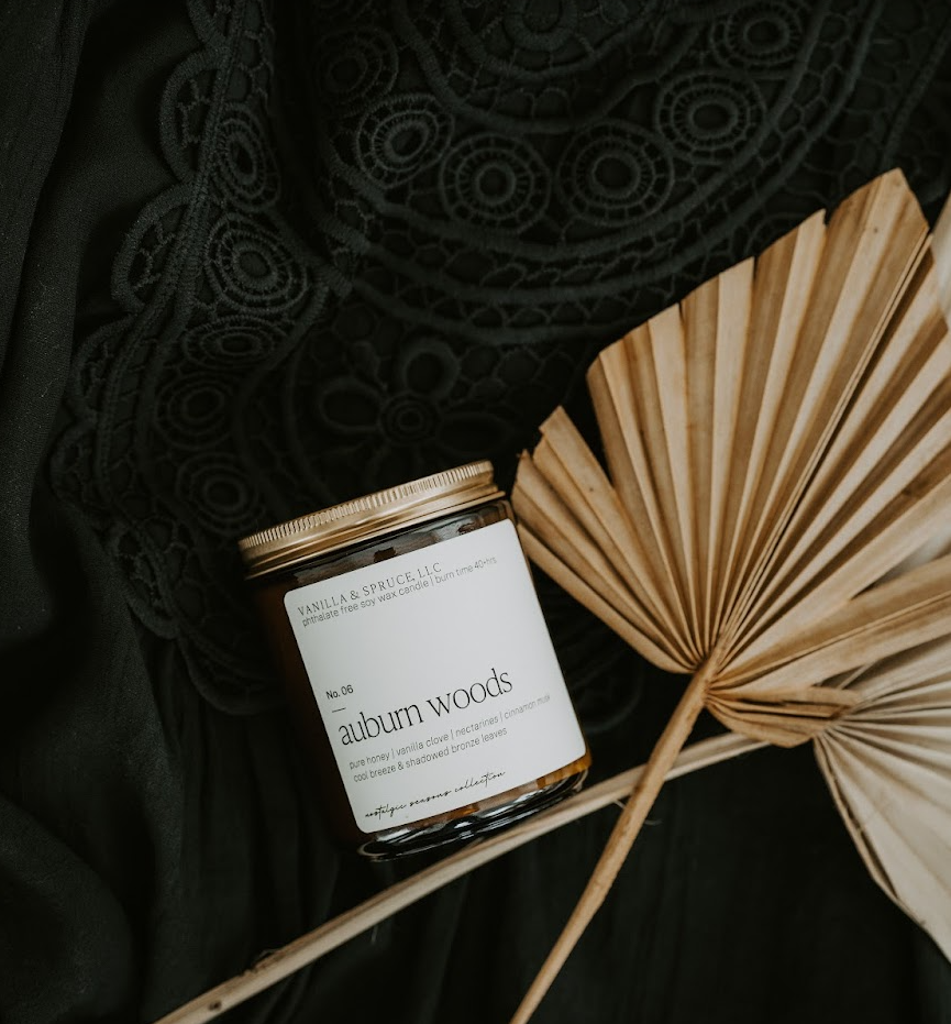 7 oz Candle - Auburn Woods