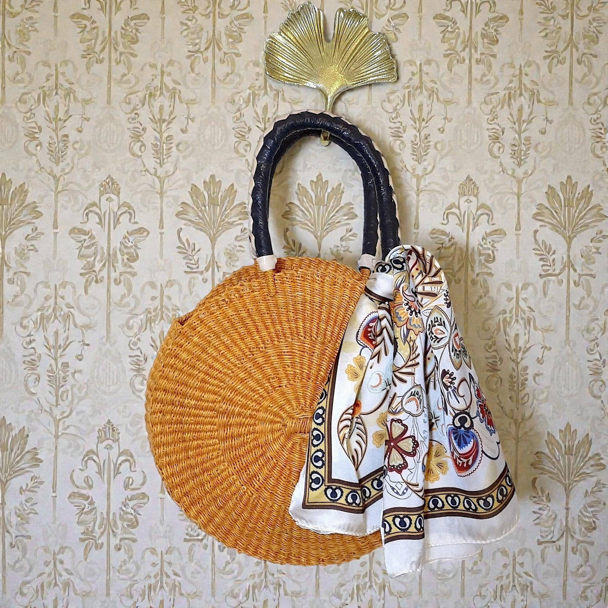 Round Purse
